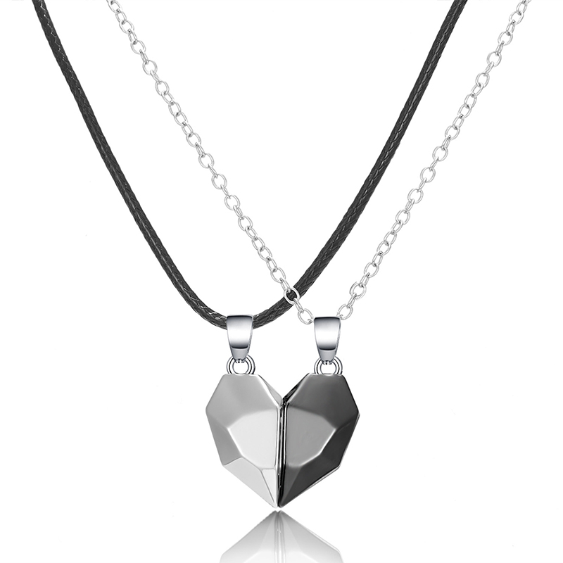 2Pcs Heart Magnetic Couple Necklace for Women Heart Faceted Magnet Pendant Necklace Distance Wishing Stone Valentine&#39;s Day: Magnetic Necklace-1