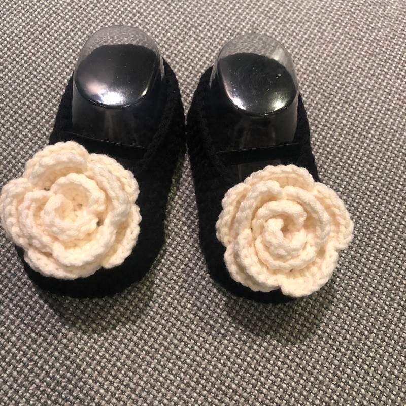 Xiaoxiangfengshan Camellia early spring children's hand woven shoes walking shoes: Black / 9CM