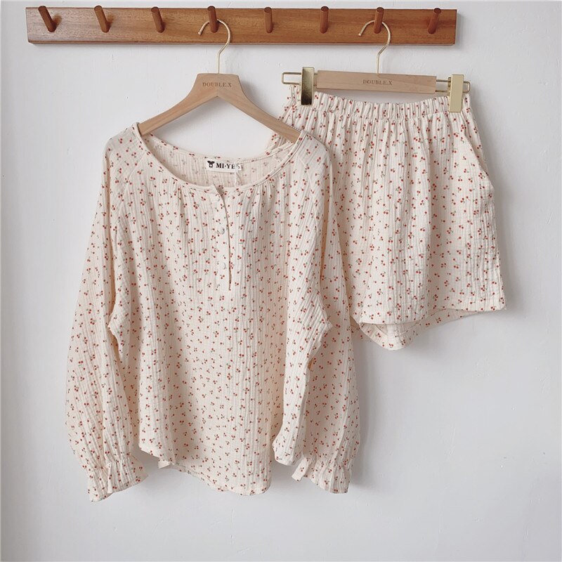 Conjunto de pijama coreano para Mujer, ropa de dormir de hilo de algodón con estampado de cereza, Top de manga larga y pantalones cortos con volantes, transpirable, agradable a la piel, S1029