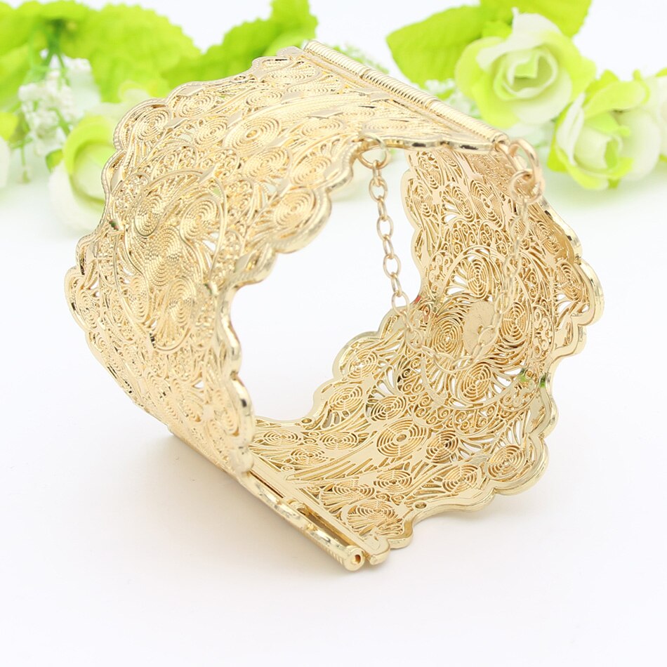 Sunspicems-brazalete con borde ondulado para mujer, brazalete grande con flor hueca, Color dorado, joyería marroquí para boda