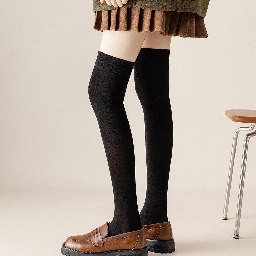 Salina Vrouwen Sokken Katoen Buis Over De Knie Winter Lente Jaar Effen Kleur Mode Persoonlijkheid Leisure Sport Comfortabele