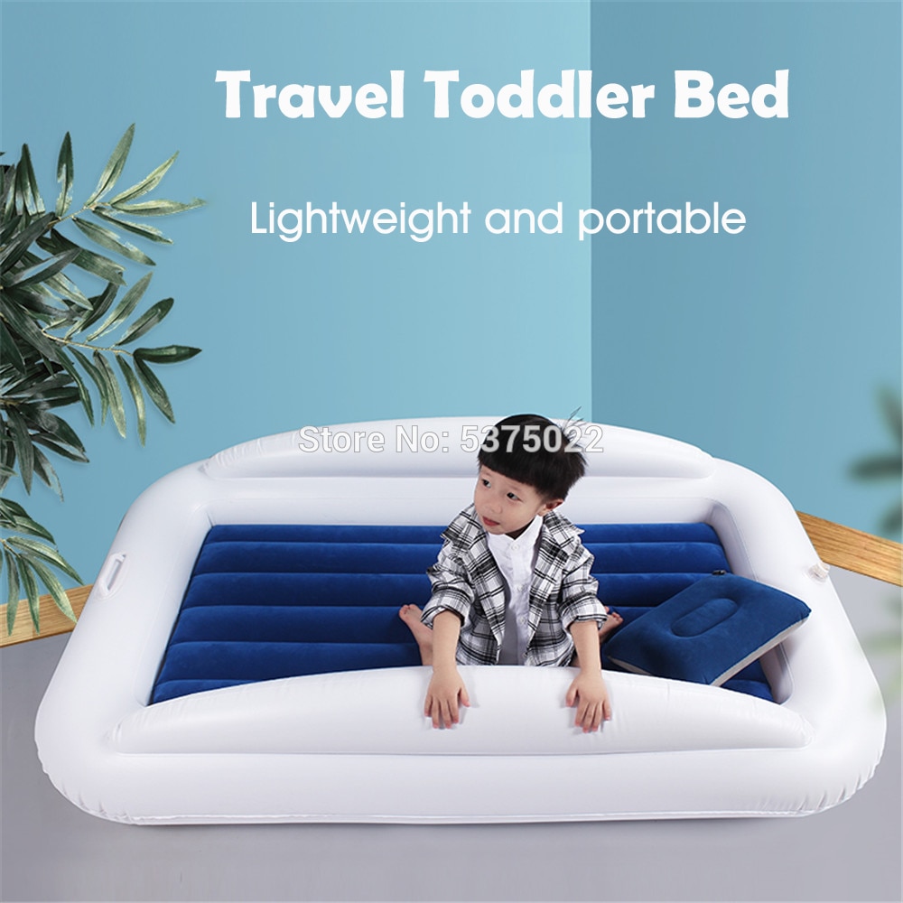 Oppustelig toddler rejseseng med sikkerheds kofangere bærbar blæse madras til børn med indbygget sengeskinne marineblå