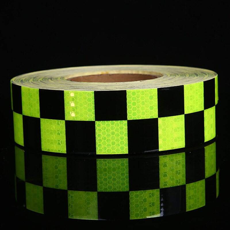 5 cm x 45m dubbele kleuren geruite reflecterende sticker voor waarschuwingstape voor vrachtwagenachterkanten in winkelcentra
