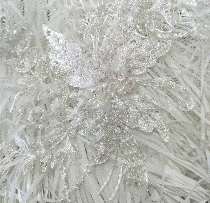 3d spetsar blomma handgjorda pärlor tunga spetsar blomma broderier spets tillbehör kläder dekoration broderi tyg lappar: Vit