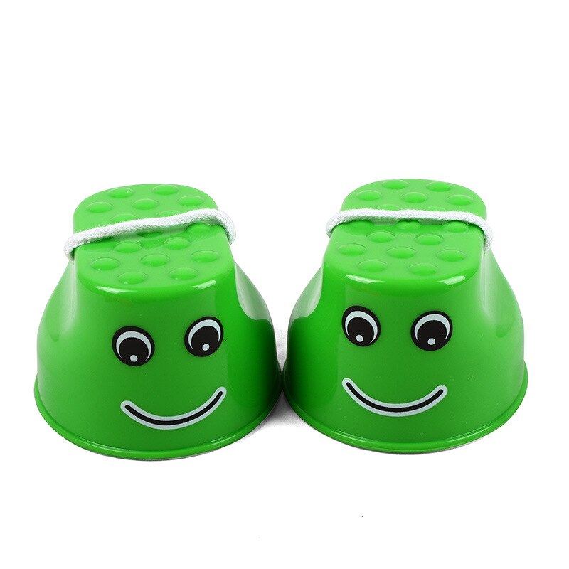 1 Paar Outdoor Plastic Balans Training Apparatuur Glimlach Springen Stelten Coördinatie Spel Springen Voeten Stelten Voor Kinderen Speelgoed