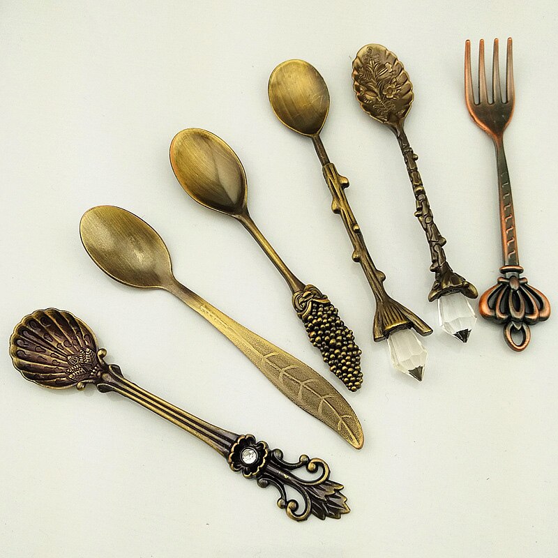 Estilo real clásico cocina Bar comedor bronce tallado pequeño café cubiertos de postre para aperitivos 6 unids/set accesorios vajilla