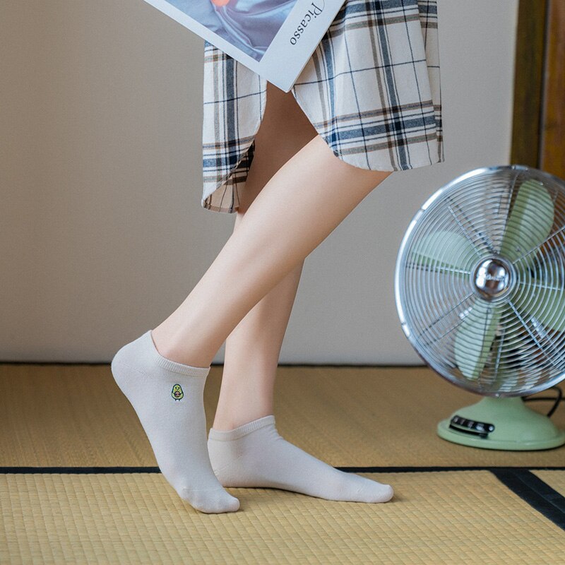 Zomer schattige sokken avocado borduurwerk katoenen sokken dames ademend onzichtbaar effen kleur skarpetki korte sokken voor meisjes