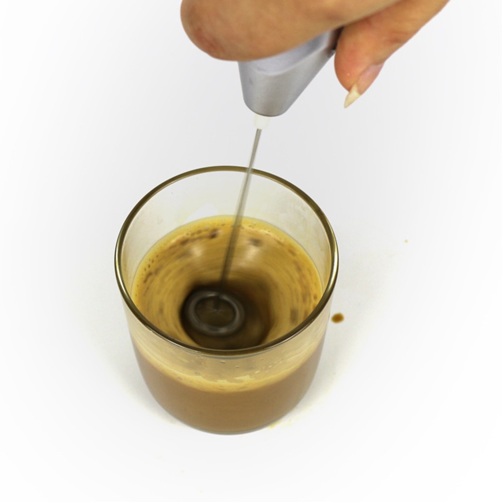 Håndholdt batteridrevet kaffemælkeskummer drikkeblander til latte cappuccino let at bruge