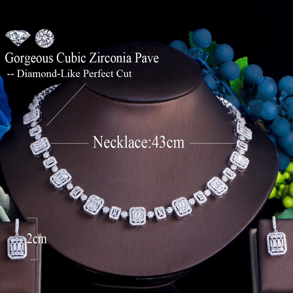 Tre orecchini scintillanti con zirconi cubici Color argento orecchini geometrici quadrati collana Set di gioielli da sposa per spose TZ616
