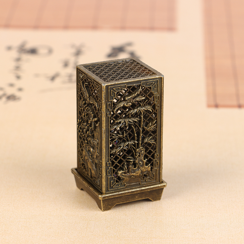 Brûleur d'encens Vertical carré, petit porte-encens en alliage Xiangyun, aromathérapie intérieure, ornement de maison, brûleurs d'encens en prune chinoise: Rouge