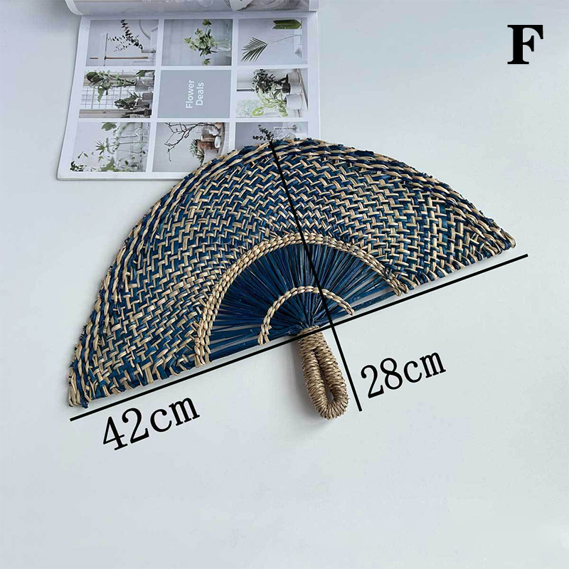 Hand-woven Straw Fan Decorative Handmade Semicircular Woven Fan Summer Cooling Fan Handheld Fan Home Decor: light yellow