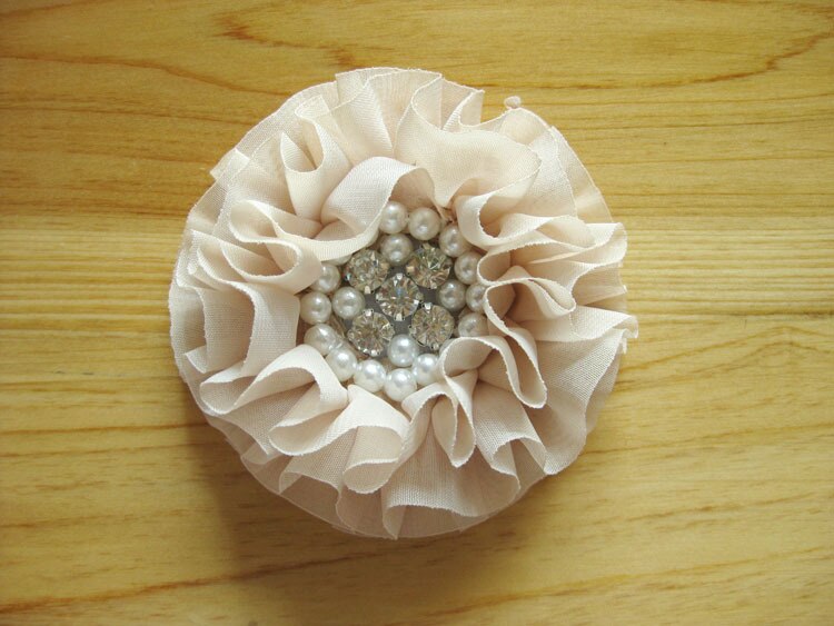 15 colours 30 stks/partij goedkope kralen stof chiffon verstoorde bloemen w/pearl rhinestone center voor baby bloem DIY haar accessoires