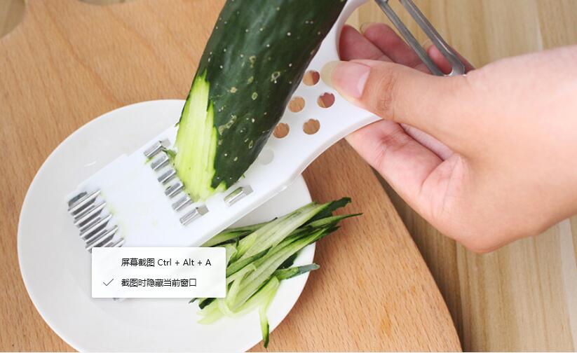 1 Pc Multifunctionele Plastic Groente Fruit Rasp Roestvrijstalen Messen Wortel Potato Smerissen Kitchen Tools Ok 0762