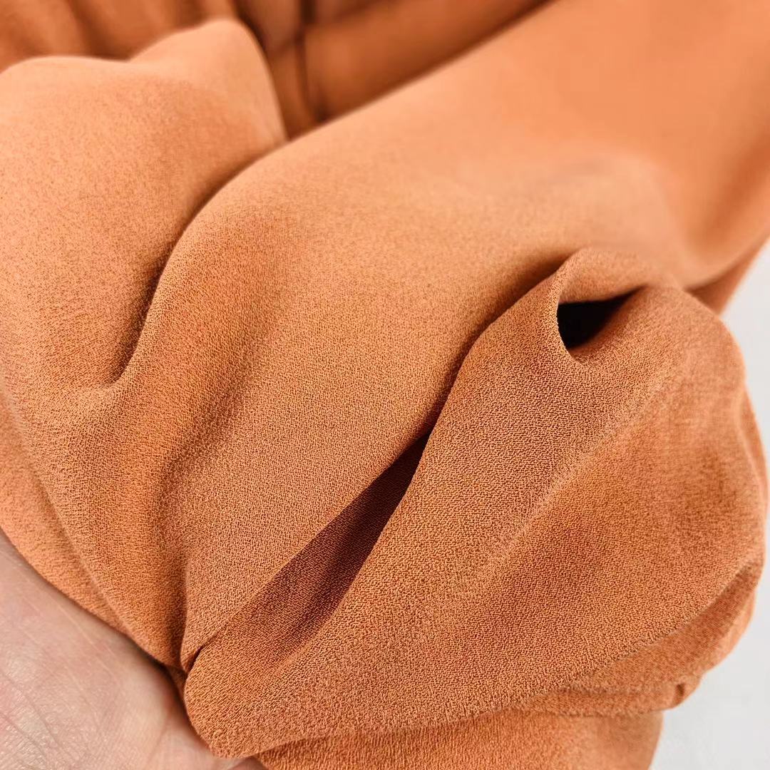 Crêpe lourde en soie mûre, 1 mètre, 23mm, 135cm, 53 pouces, couleurs unies, large au mètre: orange