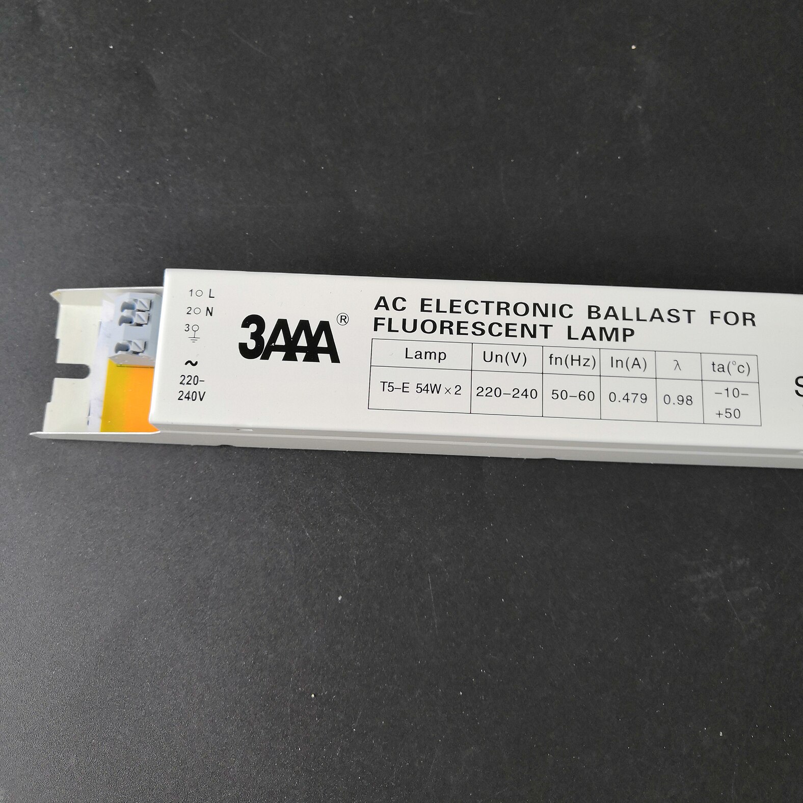 3 aaa yz -254 eaa  t5-e 220-240v 2 x 54w fluorescentielamp wisselstroom elektronische voorschakelapparaten voor 2 lampen