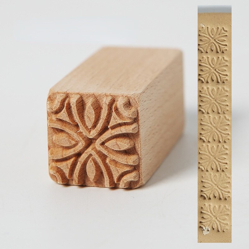 Pottery Wood Texture Seal 16-piece Set of Solid Wood Cartoon Seal Tool Pottery Clay Clay Moon Cake Stamp Mold: 01