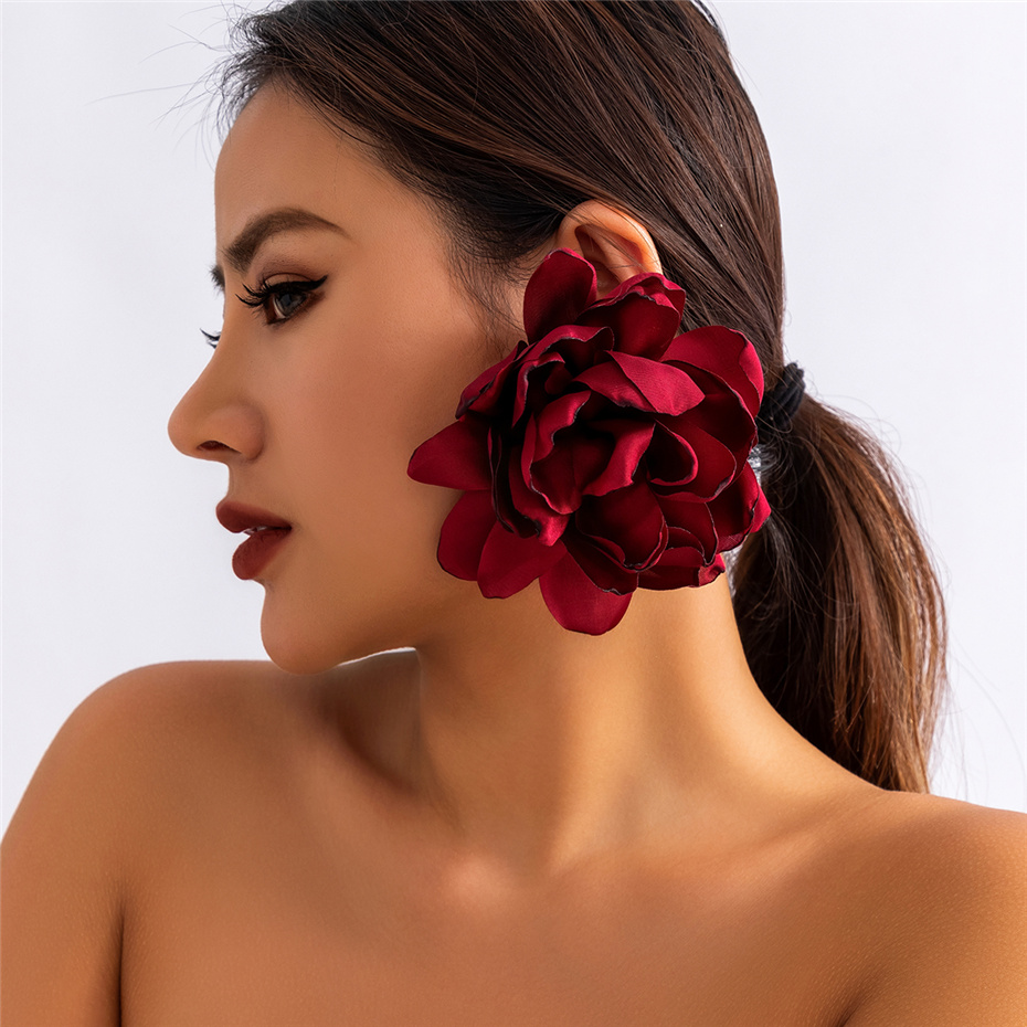 Ingemark-pendientes grandes exagerados de tela esponjosa con forma de flor para mujer, aretes de pétalos elegantes, joyería Y2K, accesorios de boda: Color amarillo claro