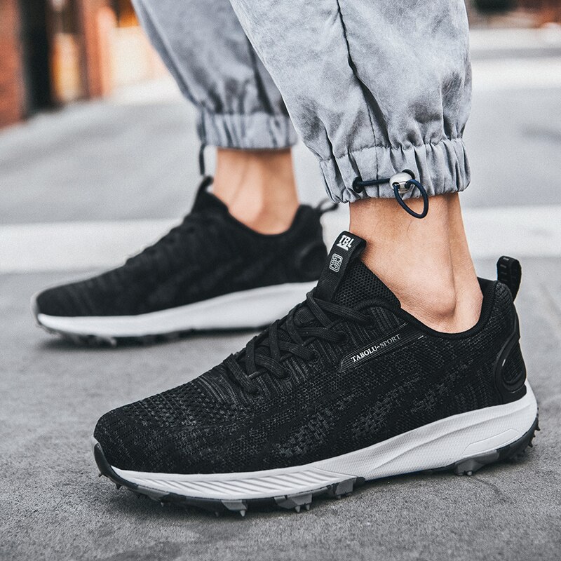 Men Training Golf Shoes Breathable Golf Sneakers Men Light Weight Sipkeless Golfing Shoes Outdoor Grass Walking Sneakers Male