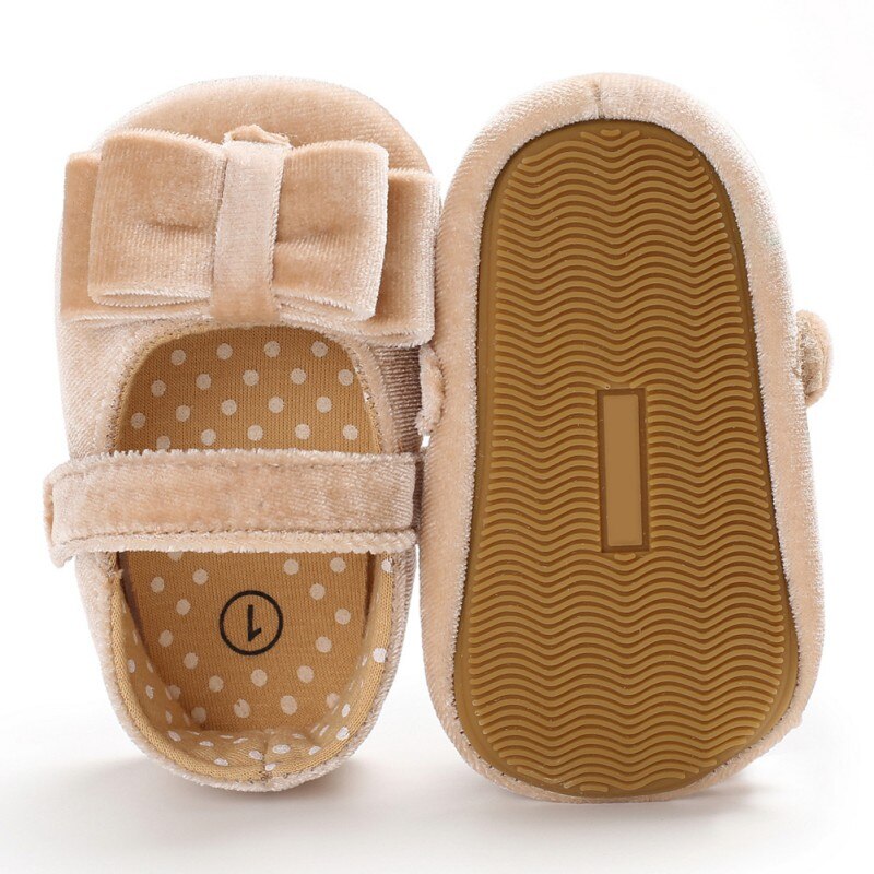 Nuovo Del Bambino Della Ragazza Scarpe Fiocco di Velluto Principessa Scarpe Per Bambini Scarpe Primipassi Neonato Mocassini Per Le Ragazze