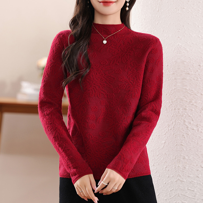 100%  damestrikket genser i merinoull, rund hals, hul, avslappet, moteriktig, varm, , undertøy, høst/vinter