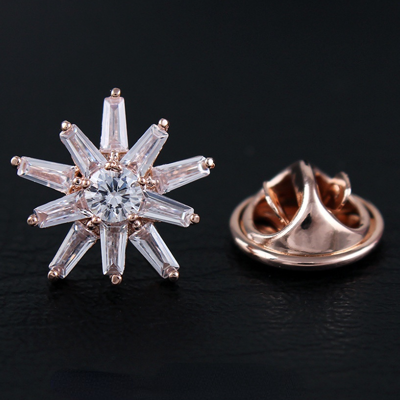 Hoogwaardige Zirkoon Kristallen Ster Broches voor Vrouwen Mannen Pak Kraag Pinnen Kleine Metalen Badeg Revers Pin Mode-sieraden: Rose Goud Kleur