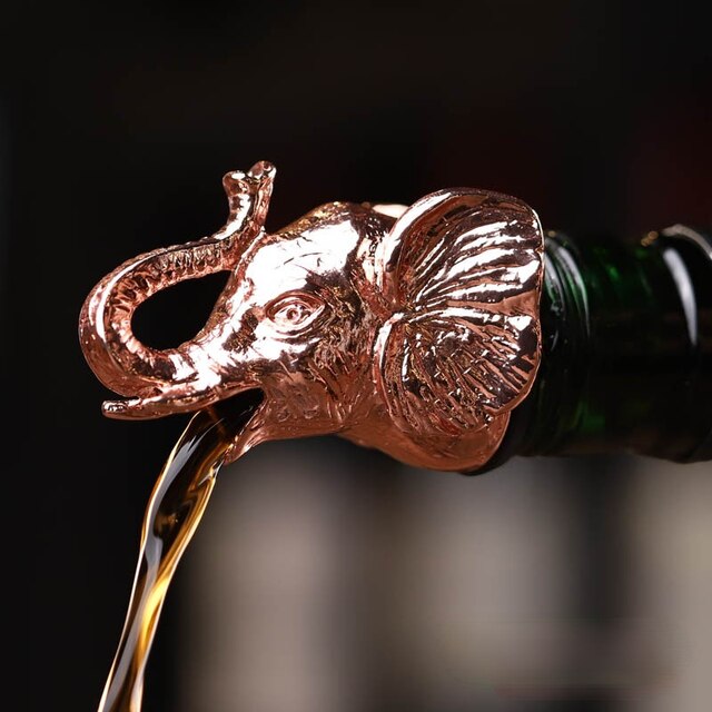 1PC Bar decoration accessories nightclub bar counter accessories red wine pourer zinc alloy rhino lion head wine stopper: Elephant  Rose