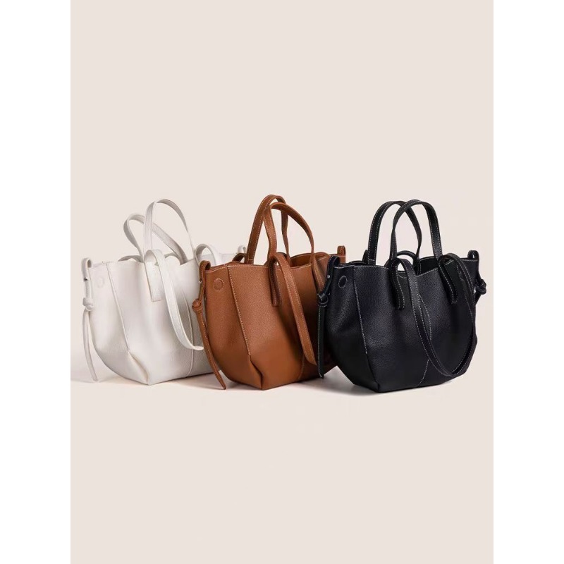 Handheld tote bag with large capacity, trendy and fashionable women's bag, niche and high-end single shoulder bag