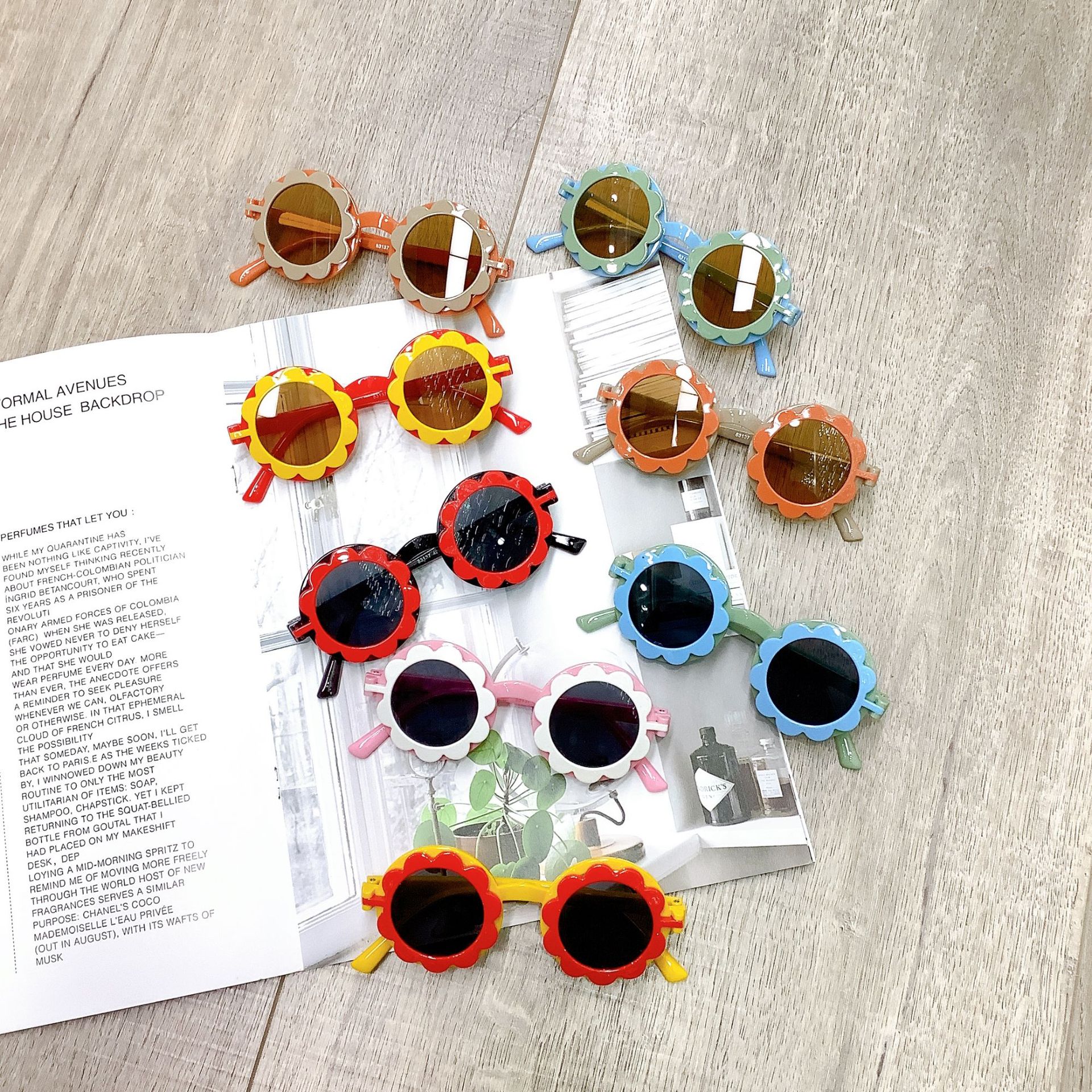 Gafas de sol con forma de flores para niño y niña, lentes de sol redondas a la , Vintage, protección UV, clásicas, 2022
