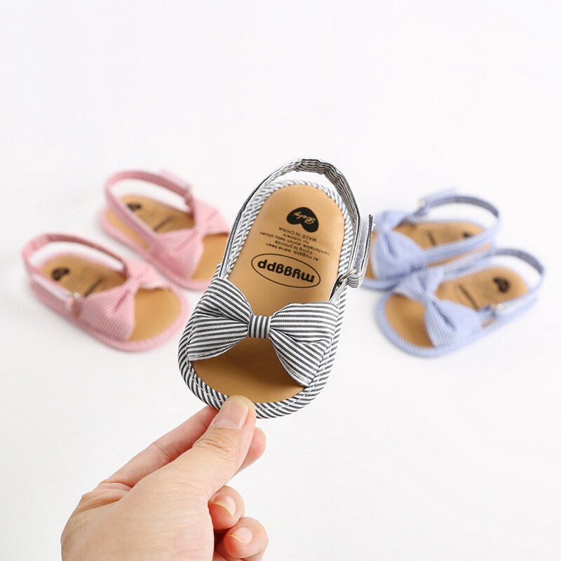 Sandalias de verano para niñas, zapatos antideslizantes transpirables a rayas con lazo bonito, sandalias para niños pequeños, zapatos de suela blanda 0-18 meses S13