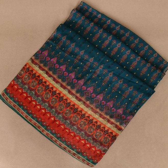 1pc de estilo indio chal de raso estampado seda nueva sensación transpirable chal hiyabs otoño mujer delgada secreto estampado barato bufanda XQ289