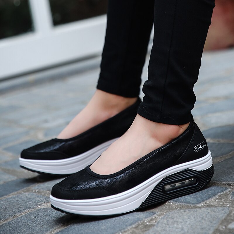 Damskie buty odchudzające kobieta Fitness buty wysokość zwiększenie Casual klinowe buty na podeszwie Slip On Swing Sneakers