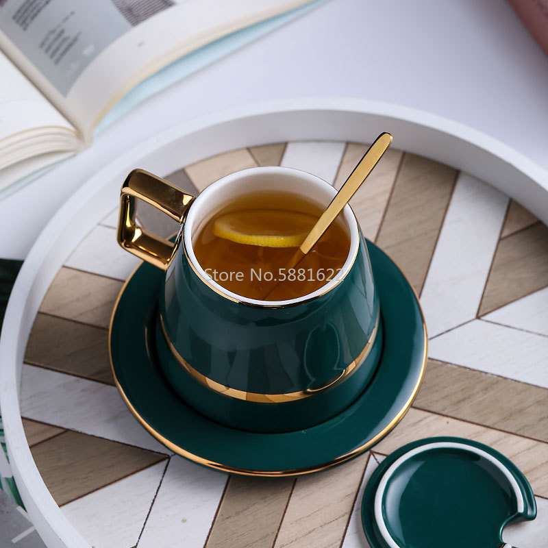 Europäische Luxuriöse Keramik Kaffee Tasse setzt4Stck Mit Deckel Schüssel Löffel Kasten Anzug Tassen Milch Tee Kaffee Grün Getränk 450ml