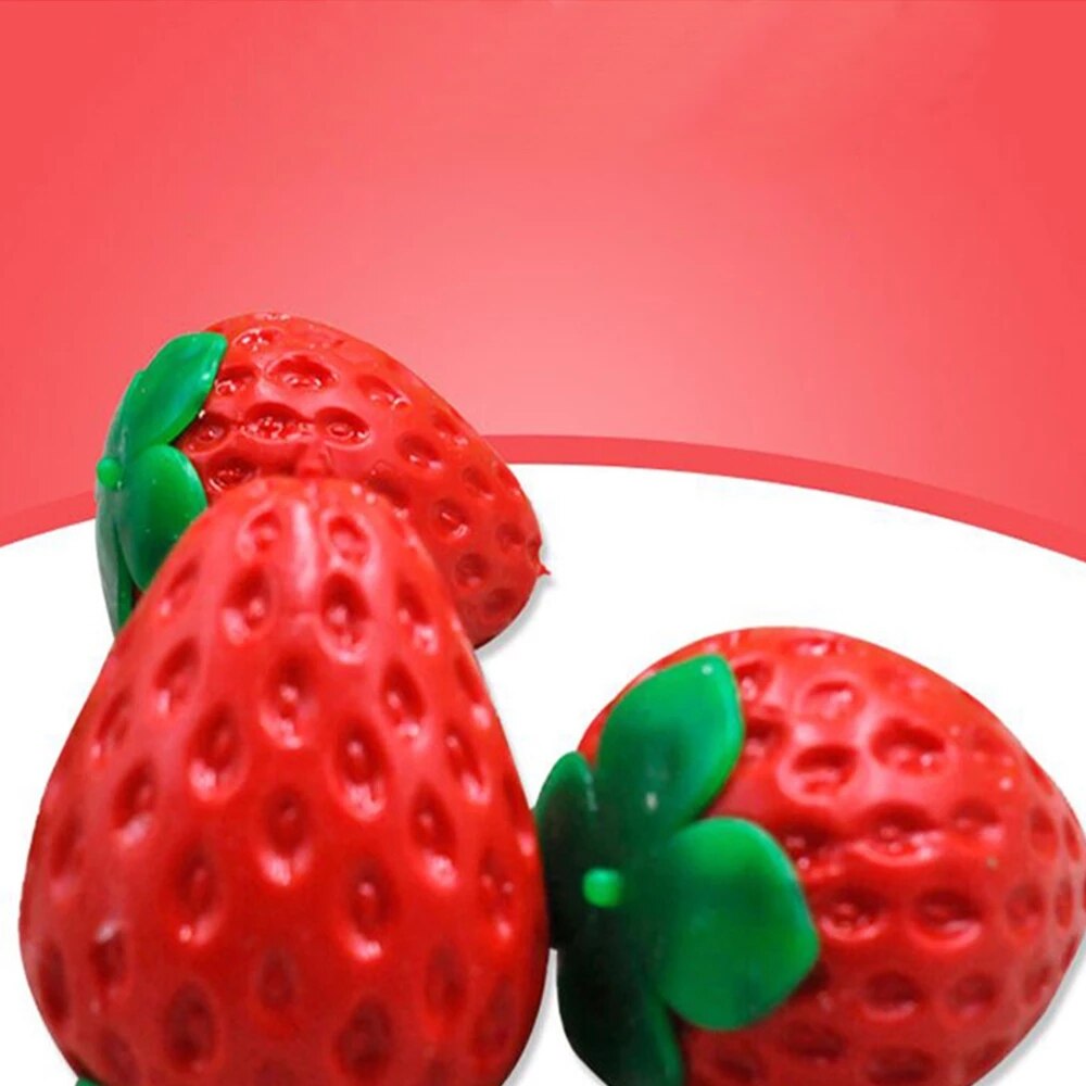 Stressabbauendes quetschspielzeug mit früchten, bunte erdbeerkugel, blasenkugel, knetball, antistress-spielzeug