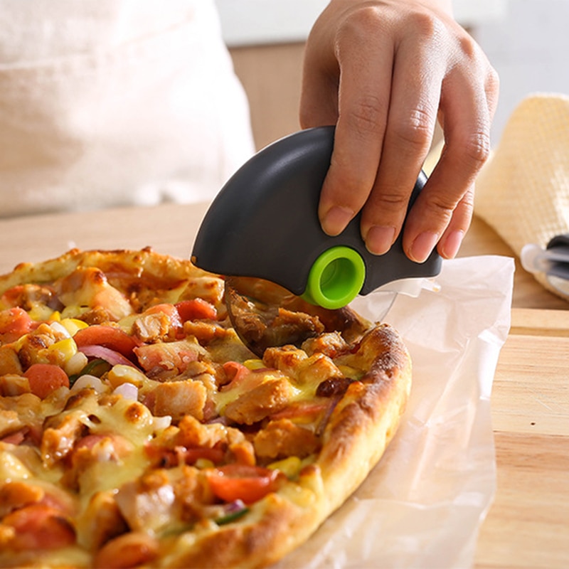 Rustfritt stål rundhjulsskjærekniv til pizza med lokk rulledeigskjærer kutter bakverk kjøkken baketilbehør verktøy