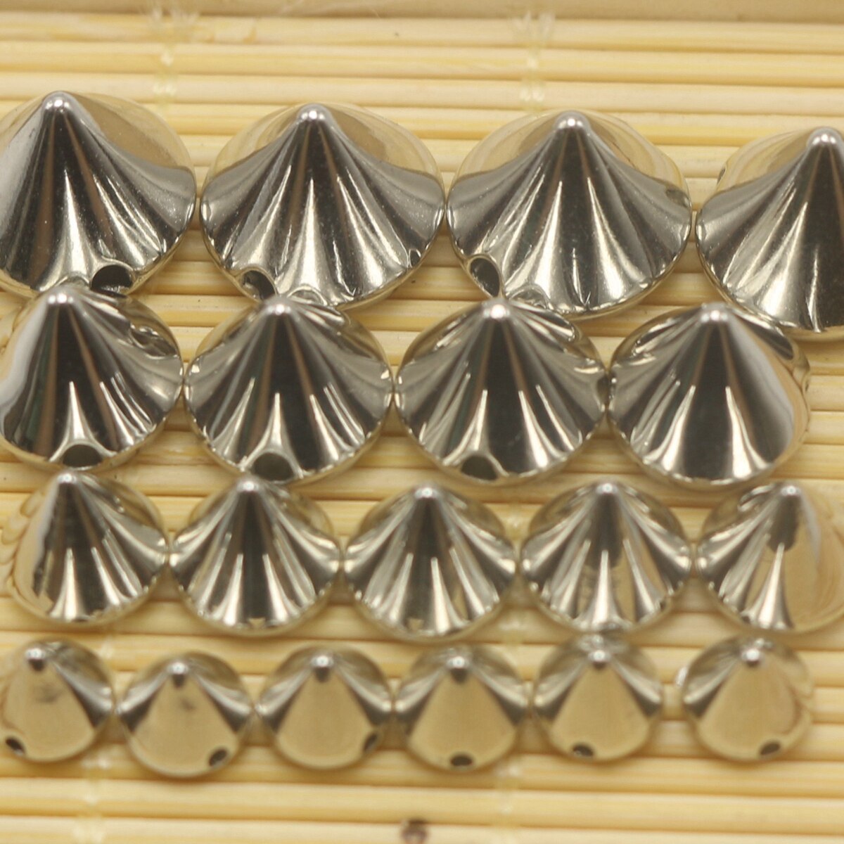 Craft DIY Metallic Silver/Gold Acrylic Rock Punk Spike Taper Stud Beads 6mm-12mm: Silver / 6X6mm 200PCS