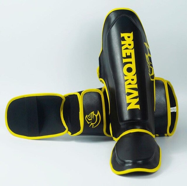 Kick boxing Muay thai MMA-espinilleras de cuero PU para niños y adultos, protectores de piernas para Karate,: Golden / M