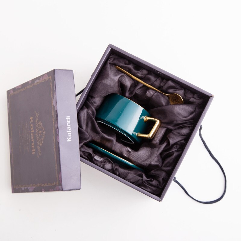 Ceramic Luxury Coffee Cup With Spoon European Coffee Cup And Saucer Kubki Ceramiczne Vintage Coffee Tea Coffe Mug FF70C4