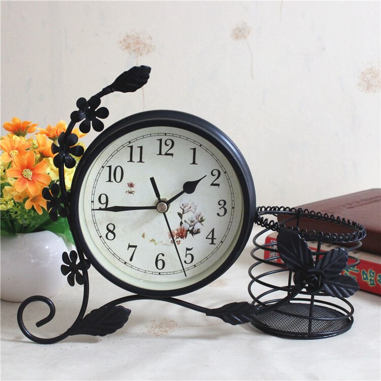Reloj de escritorio de hierro de estilo antiguo con florero, adornos para el hogar, decoración para el dormitorio, reloj de mesa retro, artesanías de: 8825 black