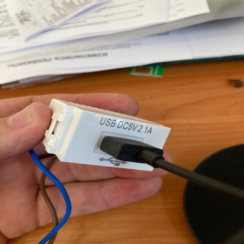 Module d&#39;alimentation USB 220V, transformateur 5V, prise 220 a, panneau de chargement de téléphone portable, 1 pièce