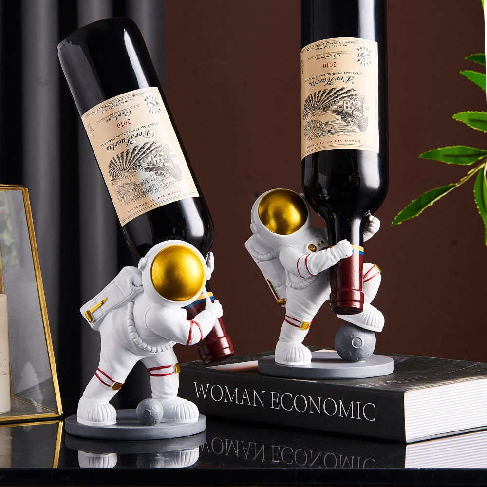 Nordic Hars Astronaut Sculptuur Wijn Houder Home Decor Wijn Fles Rack Plank Wijn Stand Bar Wijn Kast Decoratie