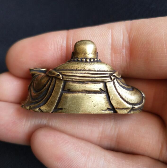 Samleobjekt kinesisk messing utskåret maitreya buddha utsøkte små statuer