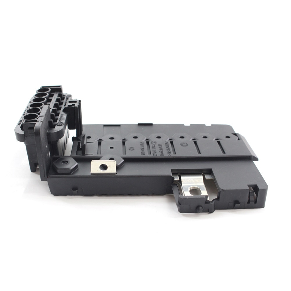 Battery Fuse Box Battery Terminal For VW Jetta Polo Skoda Octavia Rapid 13-15 Fuse Box Battery Terminal Car Parts