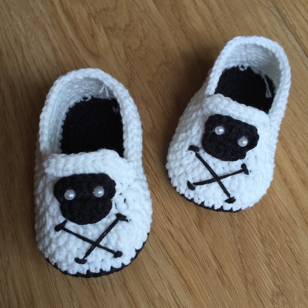 QYFLYXUE Handmade baby shoes, baby pictures of shoes, character skeleton model of shoes