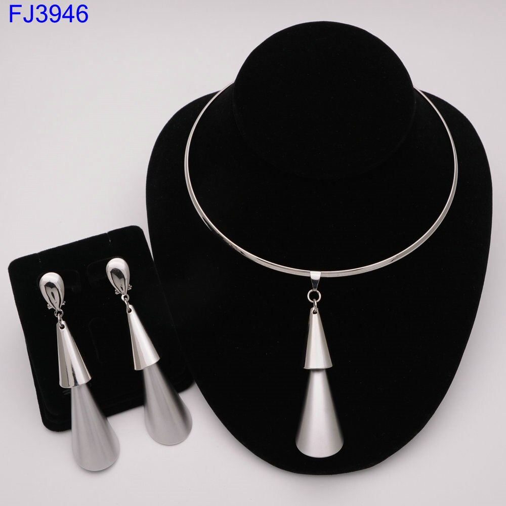 Afrikaanse sieraden sets dubai goudkleurige nigeriaanse sieraden sets bruidskralen bruiloft sieraden set dames kostuum: Fj3873