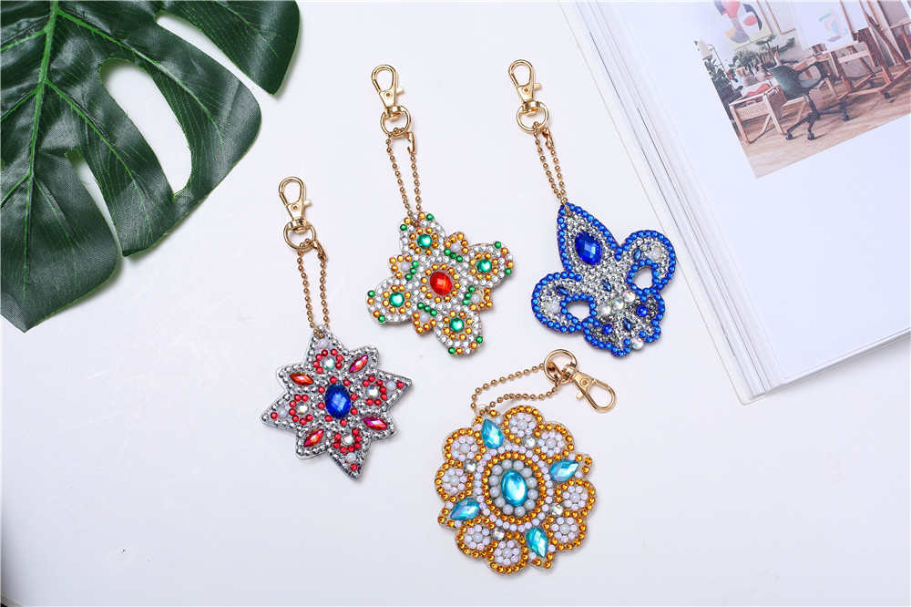 3/4/5 stk diy spesialformet diamantmaleri hjerte dyr tegneserie nøkkelring nøkkelringer korssting broderi kvinner bag nøkkelring: 16