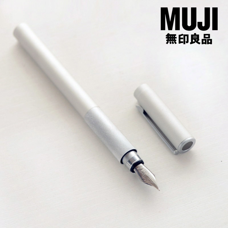 Japan's original Muji aluminum short pocket fountain pen gel pen ink