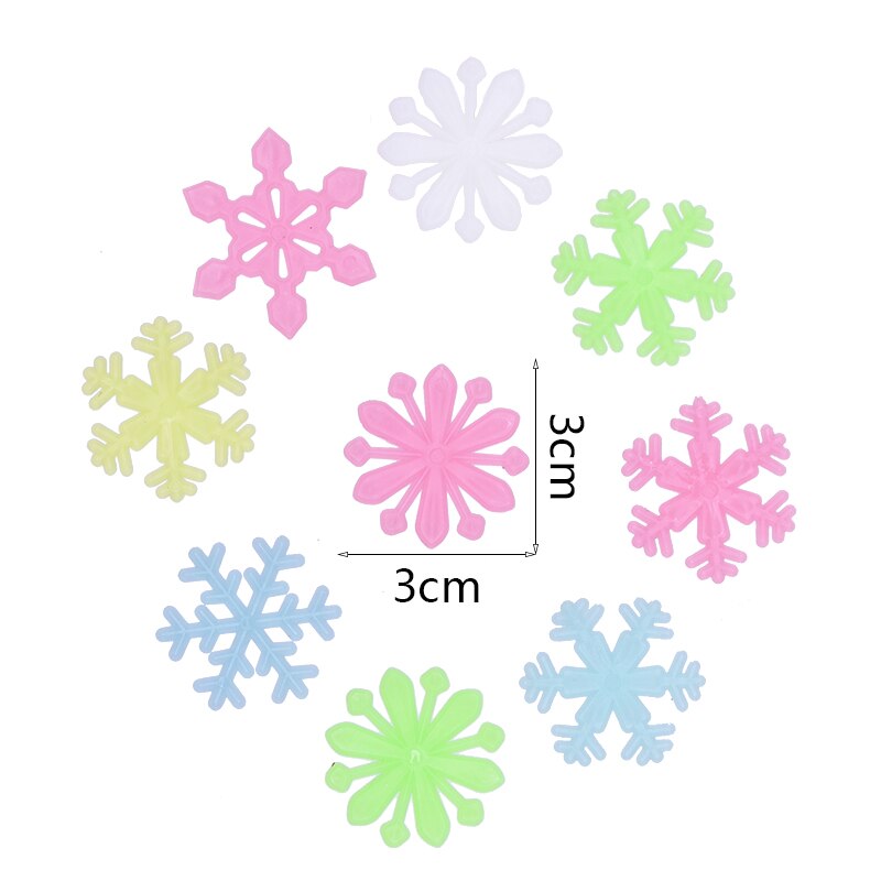 100 stuks/pak kleurrijke lichtgevende sneeuwvlok muurstickers 3cm glow in the dark sneeuwvlokken voor thuiskamer kinderkamer bedankjes stickers decoratie