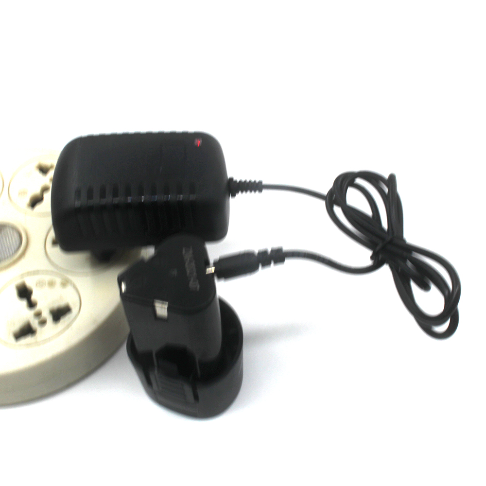 DC Power 21V 2A 18650 Lithium Battery Charger 18V 0.5A 1A 2A 4 Series Li-ion Battery Pack 5.5mm x 2.1mm With clip