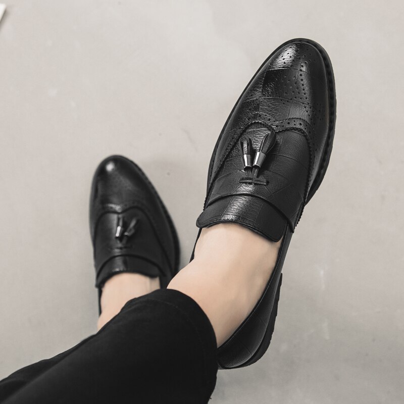 Heren loafers merk herenschoenen italiaanse stijl dating trouwjurk mannelijke kwast loafers casual schoenen  w5