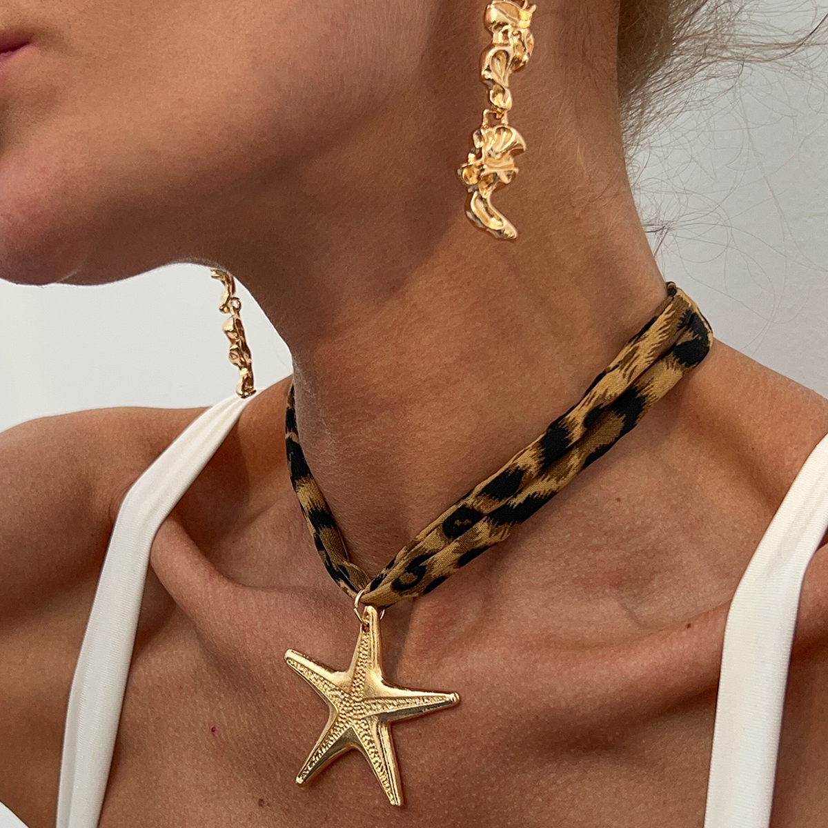Ingemark 7 Styles Ethnic Multilayer Velvet Chain Necklace Women Metal Conch Starfish Heart Pendant Neck Jewelry